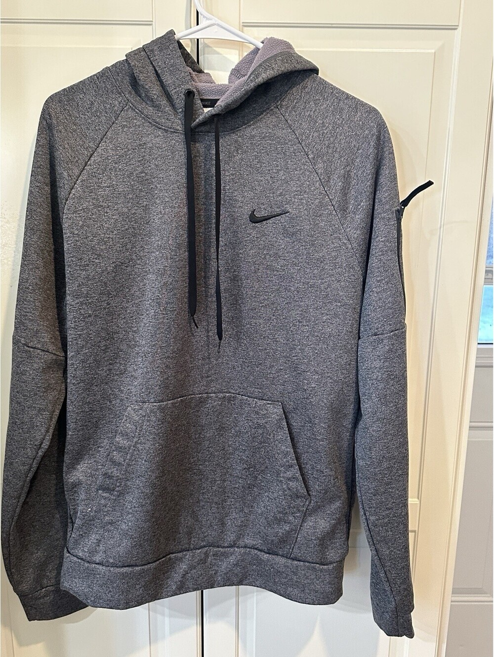 Nike Men's Therma-FIT Grey Pullover Hoodie Size S